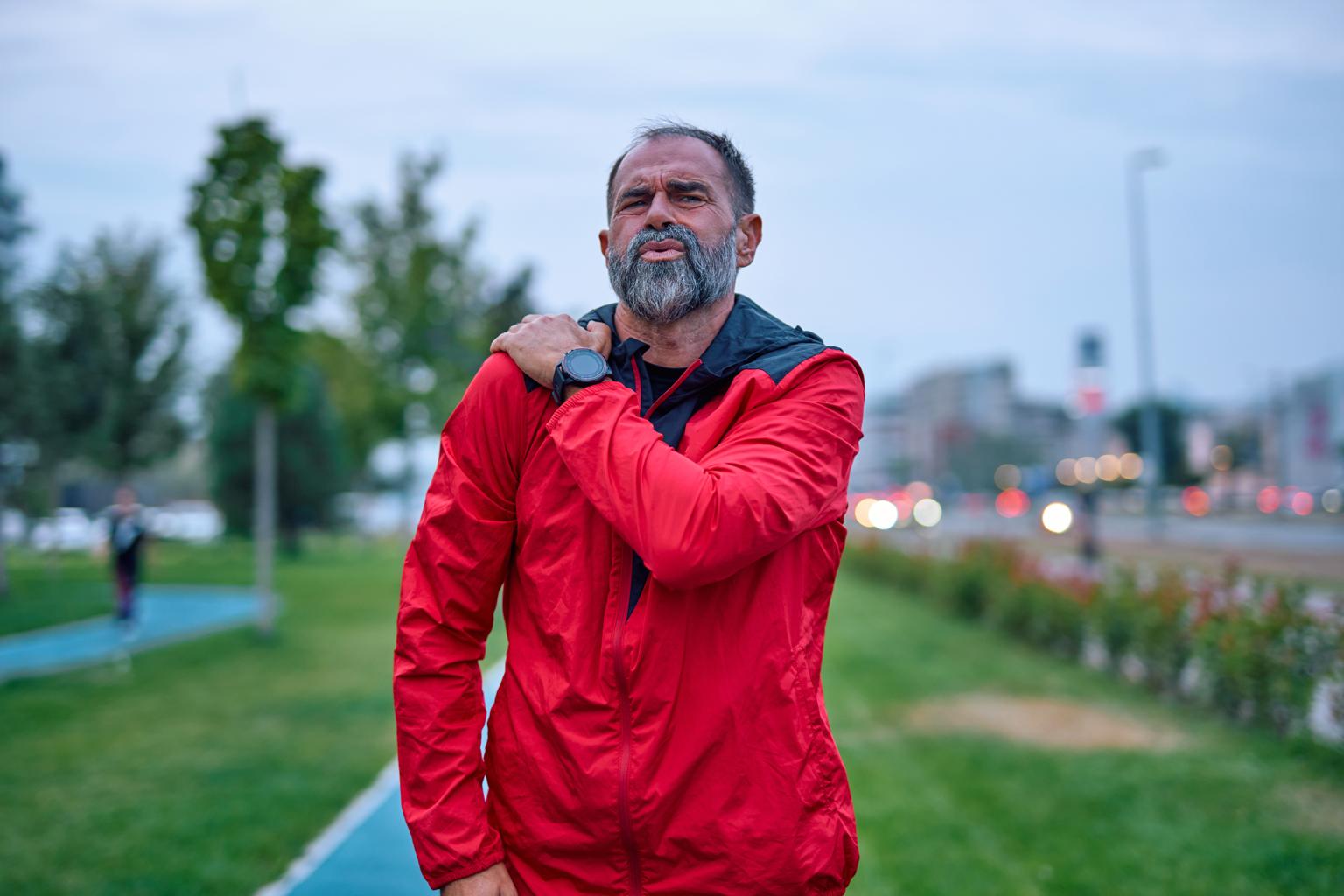 You are currently viewing The 5 Biggest Fitness Mistakes Men Over 40 Make